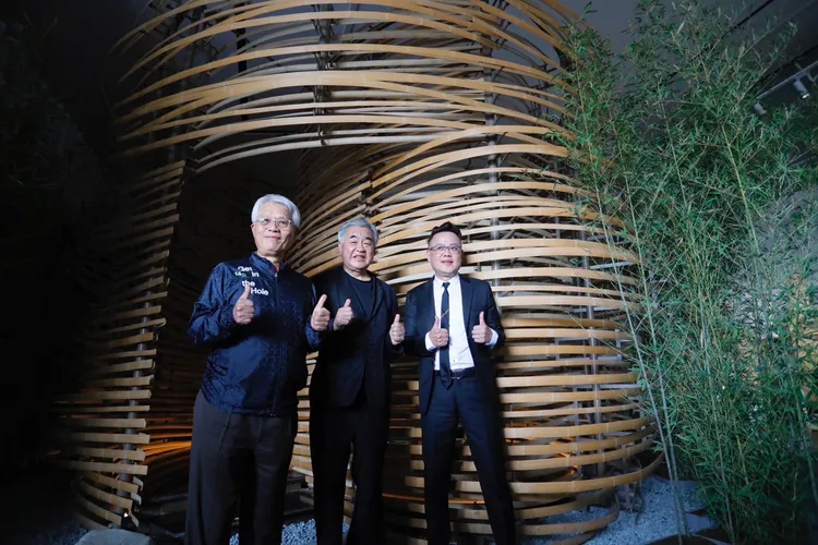 此次活動展覽共引進 2 件大型裝置模型及21件位於世界作品模型。葉家銘攝