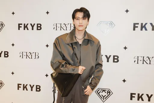 邱宇辰《關於未知》尺度大到自己都不敢看 家人共賞也睜一隻眼閉一隻眼