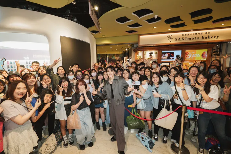 邱宇辰（中）因BL劇收獲大票粉絲。FKYB提供