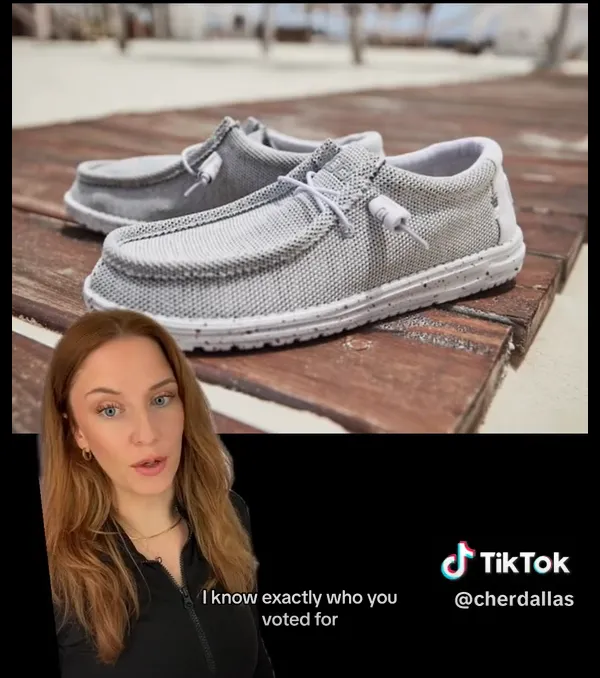 她將背景切換到一雙船鞋，「我知道你投了哪個黨，而且你在機場可能已經喝了兩到三杯啤酒了。」