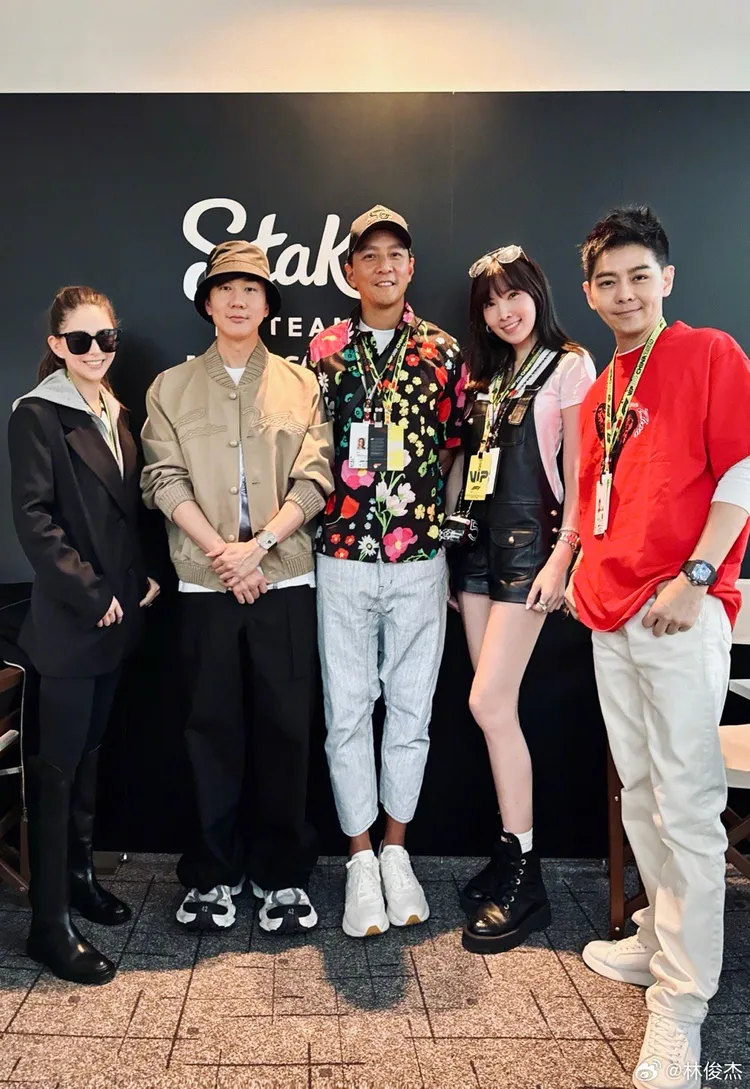 昆凌（左起）、林俊傑、吳彥祖、陳若儀、林志穎昨齊聚F1上海站。翻攝林俊傑微博