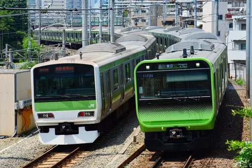 傻眼!日本山手線電車進站開過頭 駕駛員「睡魔侵襲」影響近800名乘客