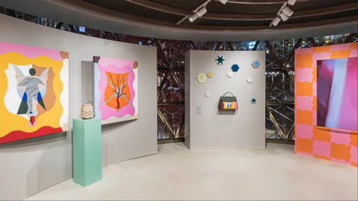 Delvaux香港辦跨界展覽 藝術畫作變皮革手袋直接拎著走