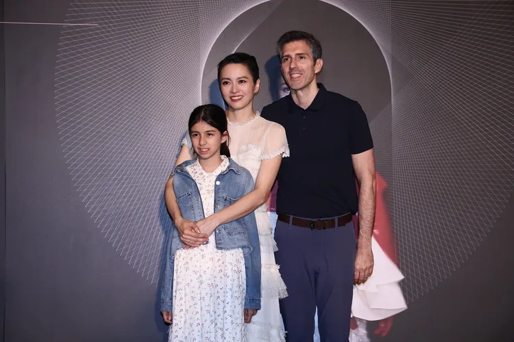 梁詠琪首度攻蛋，老公和女兒飛來寶島力挺。彭欣偉攝