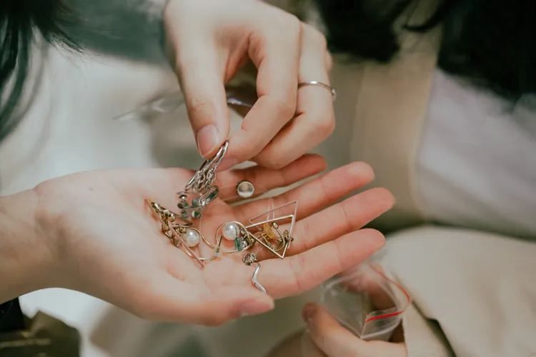 飾品舊換新活動一度引起熱潮。品牌提供