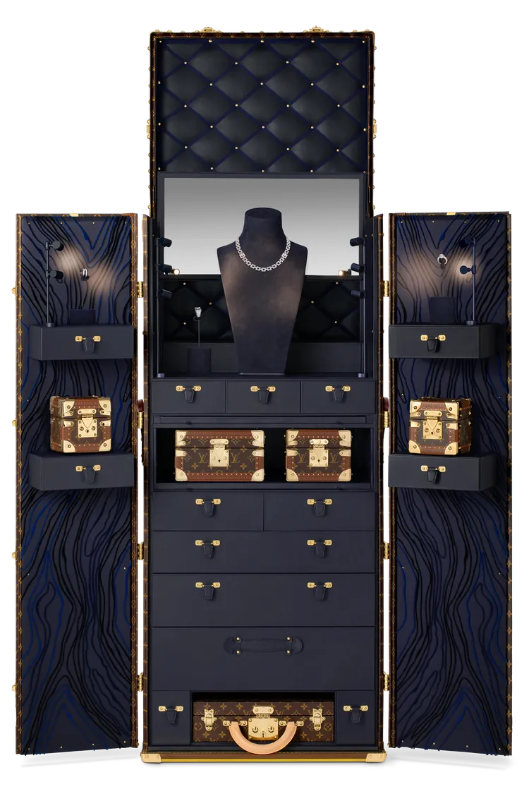 高級珠寶收藏硬箱，845萬元。品牌提供