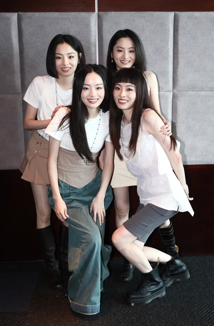 「紅飛林樂團」分享4胞胎趣事。彭欣偉攝