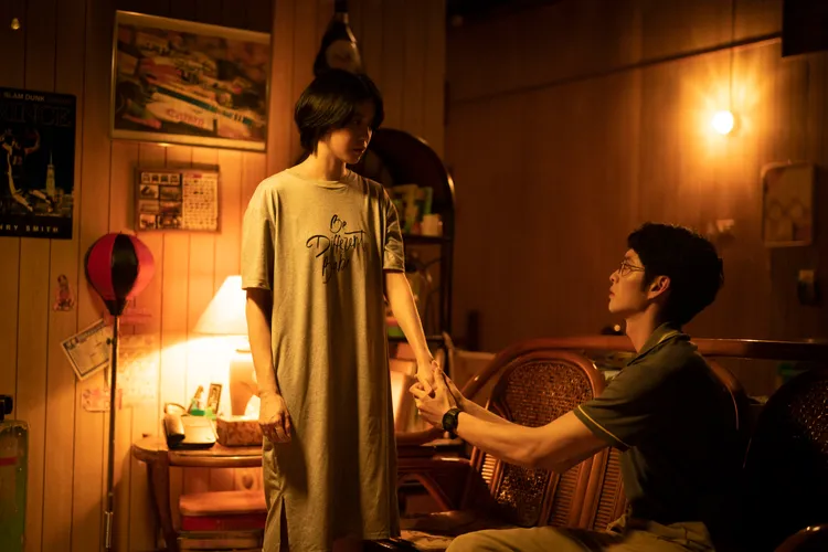 曹佑寧(左)與程予希在劇中爆發口角，曹佑寧事後請求原諒。華視、LINE TV提供