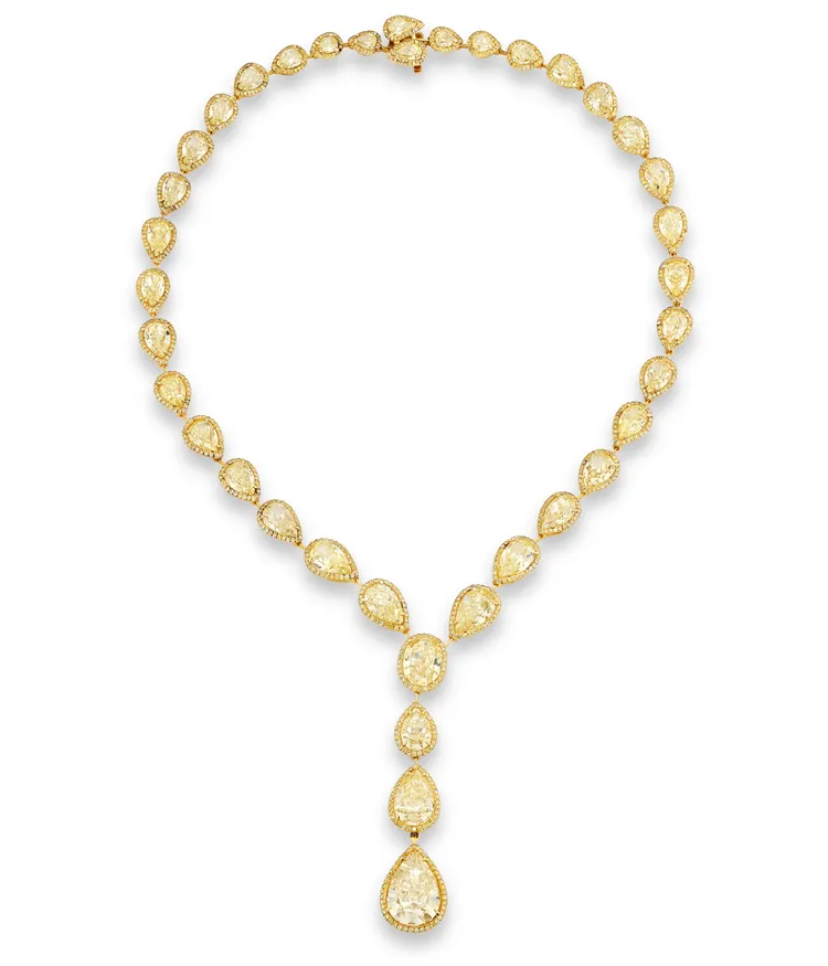 海瑞溫斯頓濃彩黃鑽配彩黃鑽項鍊，估價約975萬至1625萬元台幣。富藝斯提供