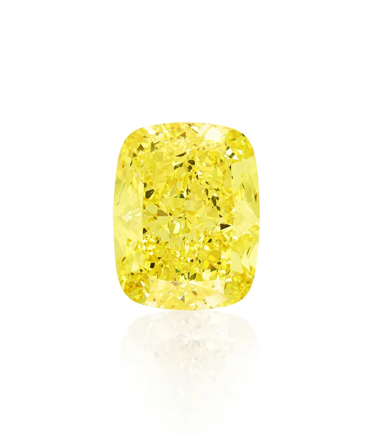 27.27克拉豔彩黃色鑽石，估價約3576萬至6503萬元。富藝斯提供