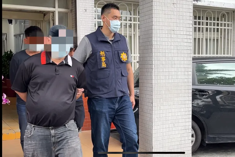 警方逮捕犯罪集團。翻攝畫面