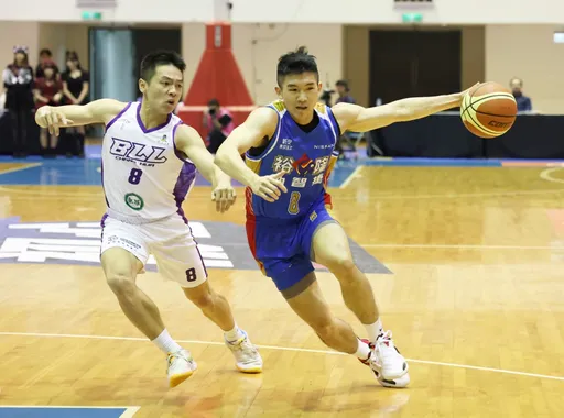 東方譯慷當過台積電工程師、讀交大研究所還不夠 再宣布考取伊利諾資工碩士