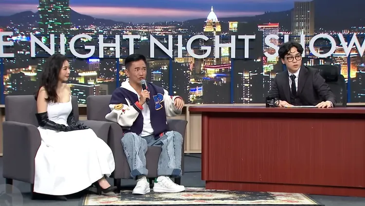 吳宗憲在節目上爆料黃子佼，事後播出遭到消音。翻攝自賀瓏夜夜秀YT