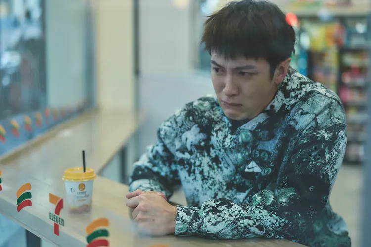 柯震東曝哭戲很難，因無法拿自己生命中任何類似經驗去揣摩出來。公視、MyVideo提供