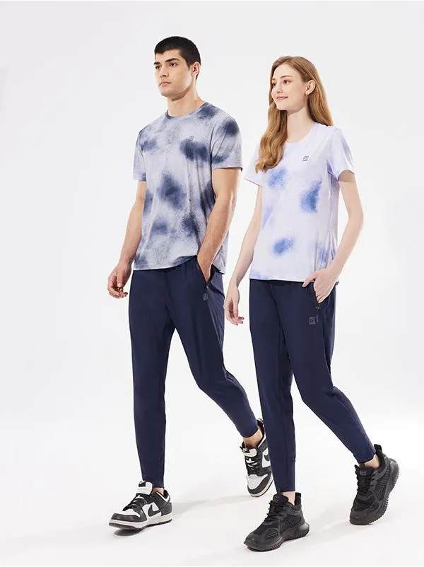 ONE BOY冰感A級冰科技速乾機能透氣超彈力冰鋒褲（束腳款），可修飾腿部線條。