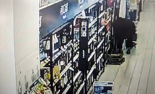 只開酒不買酒！警方逮開瓶怪客　他竟還有兩個隱藏身分