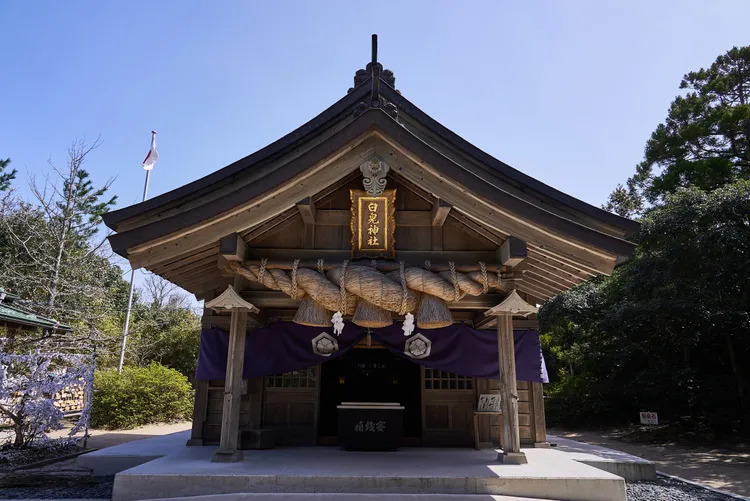鳥取縣知名因緣聖地「白兔神社」雖小巧，卻吸引不少海內外旅客朝聖。StellAH.提供