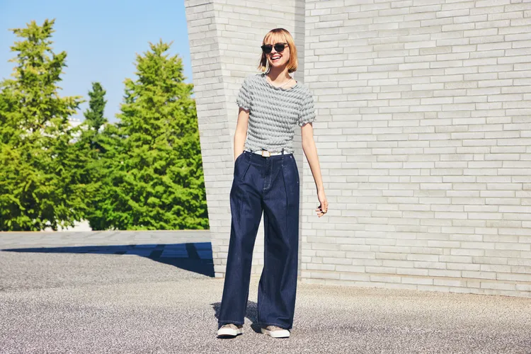 女裝輕型牛仔寬褲，690元。品牌提供