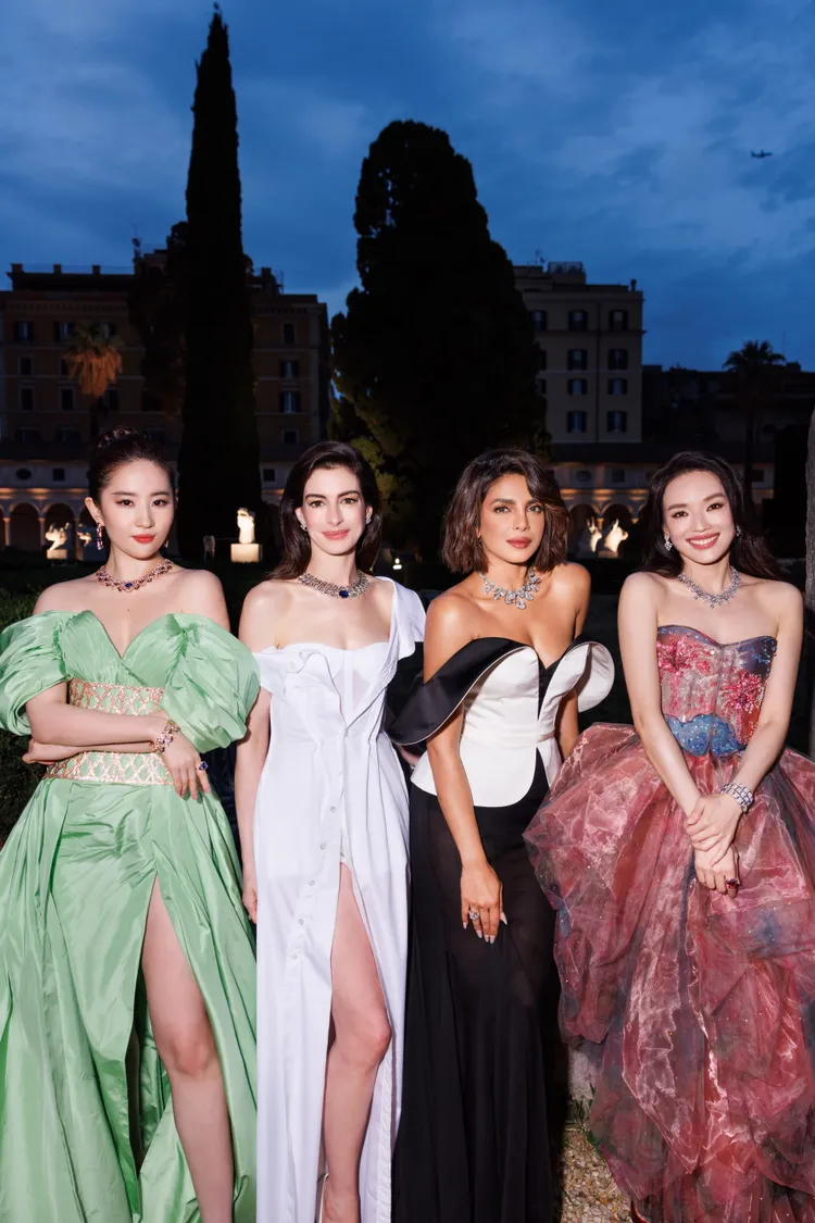 劉亦菲（左起）、安海瑟薇、Priyanka Chopra Jonas、舒淇同框。品牌提供