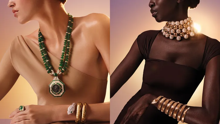 寶格麗Aeterna頂級珠寶，（左圖）Monete Aeterna Augusts Emerald永恆奧古斯都祖母綠、（右圖）Aurea Chandra光芒閃耀頂級玫瑰金宇鑽石項鍊。品牌提供