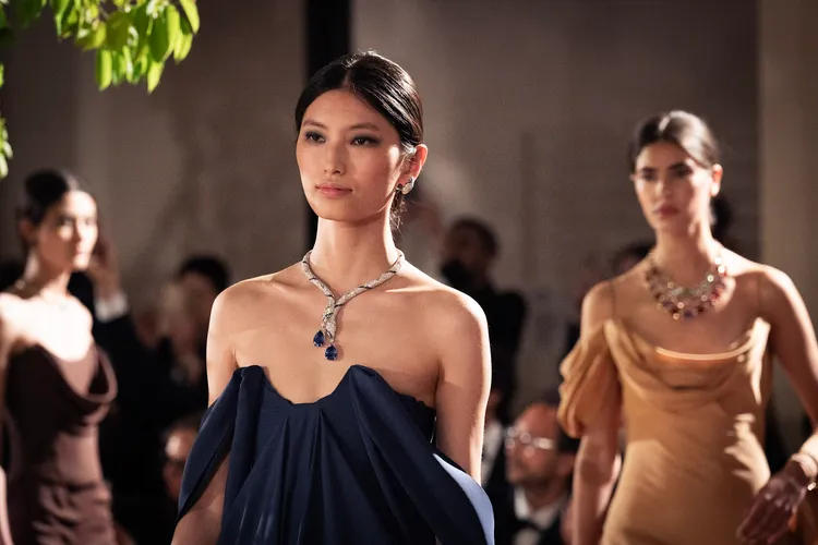 寶格麗Aeterna頂級系列珠寶大秀。品牌提供