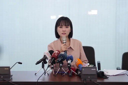 中共聯合軍演!柯建銘指「藍白裡應外合」 民眾黨火了:去看眼科