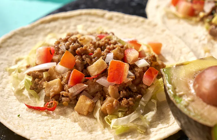 德墨料理必吃玉米餅辣味和牛碎肉塔可。業者提供
