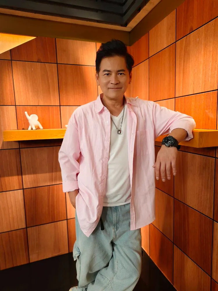 馬國賢已經53歲，要扶養育新生兒體能是一大考驗。年代提供