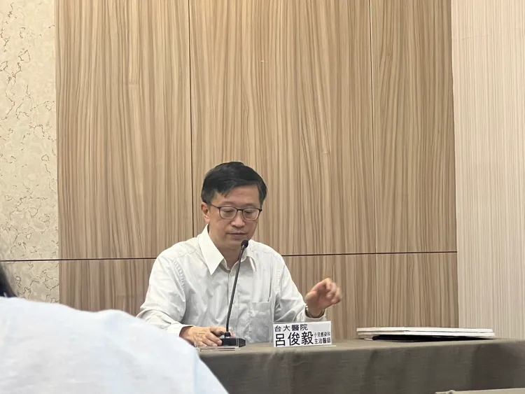 台大醫院主任呂俊毅。記者黃泓哲攝