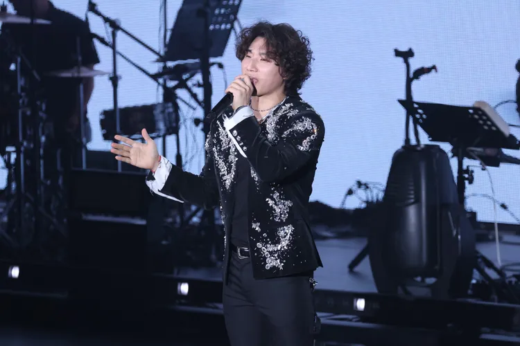 大聲大讚台灣的小籠包和火鍋。彭欣偉攝