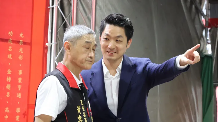 蔣萬安今出席文昌宮捐贈消防局大型水箱消防車活動。記者葉家瑋攝