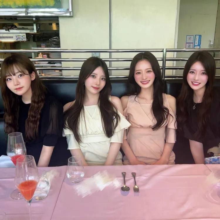 4姊妹合照。翻攝自神谷明采IG