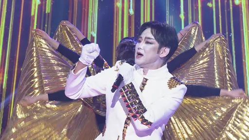 陽帆35年後首次重現招牌歌 黑眼影白底妝勁歌熱舞