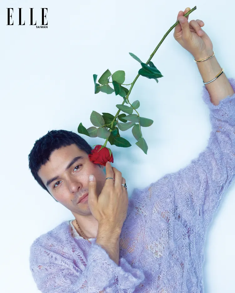 鳳小岳拍攝《ELLE》封面。《ELLE》國際中文版提供