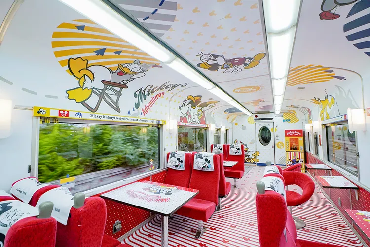 專案包含台鐵環島之星夢想號來回車票。業者提供