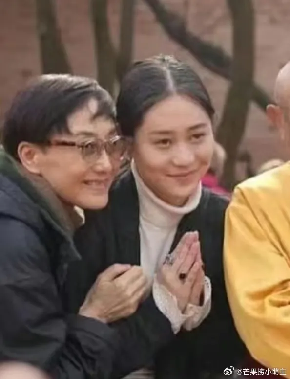 利智之前被指瘦到臉凹顯老。翻攝微博