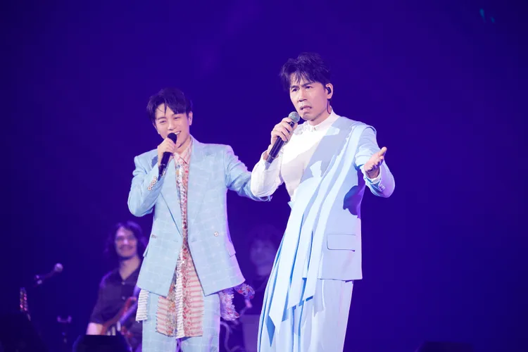 韋禮安與羅時豐美聲合鳴。IMC提供