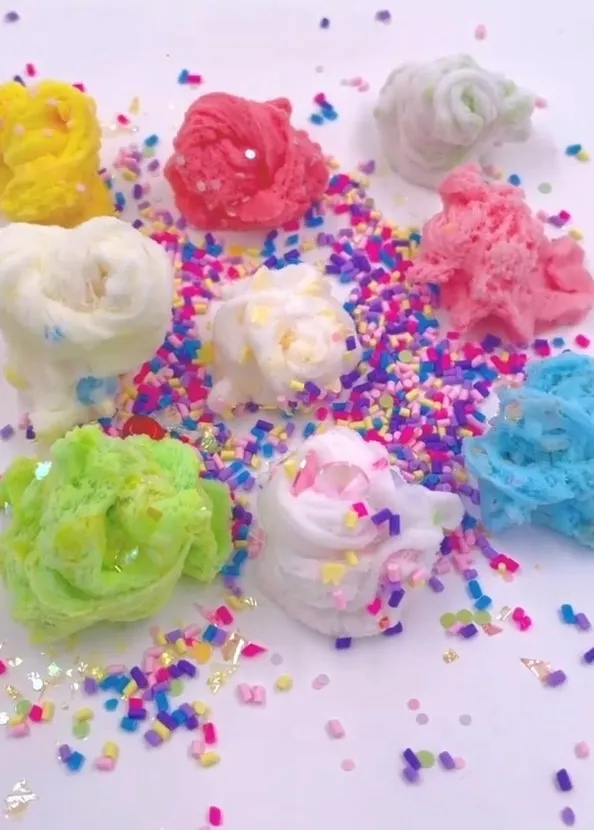 動手做史萊姆，天然無毒安全環保。IG @slimelab.unique_tw 提供