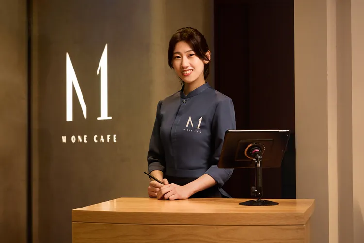 橘色集團招募新創意，新員工獲邀與執行長圍爐。業者提供