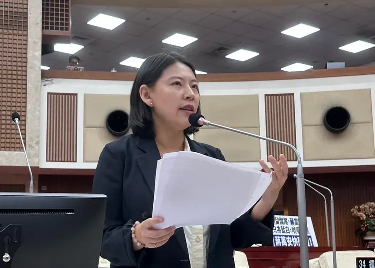 何孟樺痛批文化局，連自己人都照顧不好，真的非常丟臉。
取自何孟樺臉書