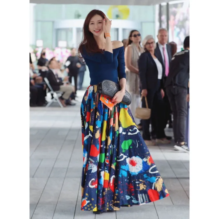 林志玲昨日現身富邦美術館開幕。翻攝林志玲IG