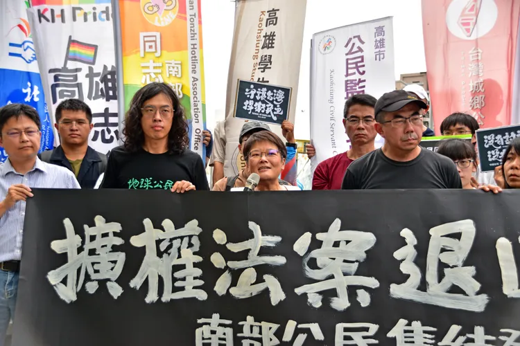 中山大學教授陳美華表示，國、眾兩黨將國會搞成政治鬥爭的格鬥場。台權會提供