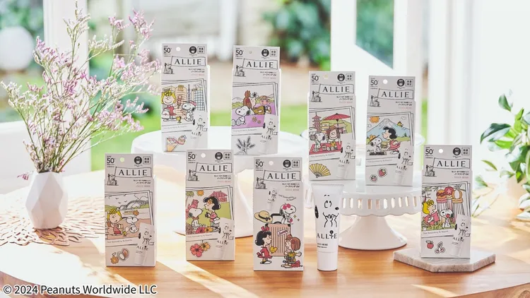 一瓶搞定防曬加潤色的輕底妝美肌神器「ALLIE持采濾鏡調色UV防曬乳 」一抹就有好氣色。業者提供