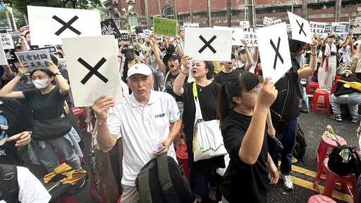 柯一正諷黃國昌「大陸國民黨的狗」 王浩宇吐槽:就是你養大的