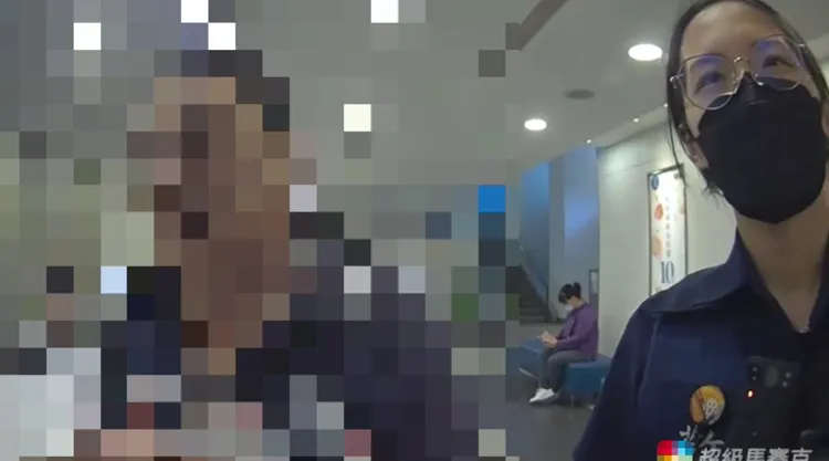 警方到場攔阻詐騙。警方提供