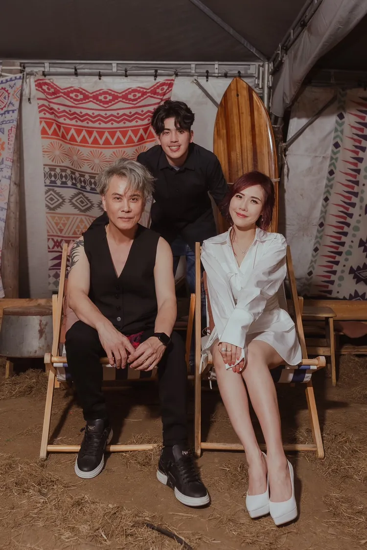 Tony是江志豐的親外甥。放音樂提供