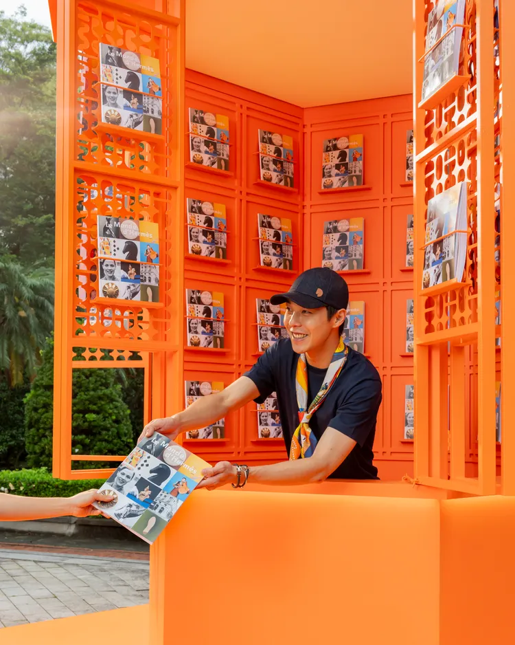 愛馬仕書報攤。品牌提供
