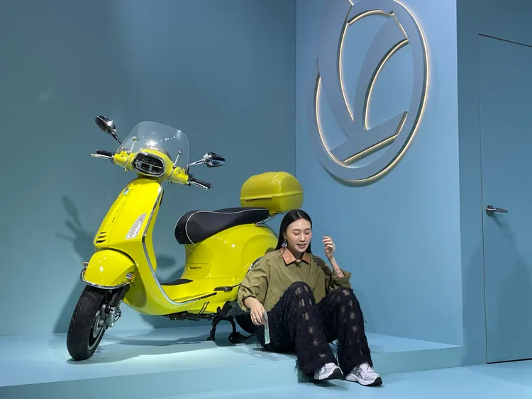 Vespa Sprint 150 i-get ABS FL全新主打車色「含羞草黃」。林浩昇攝