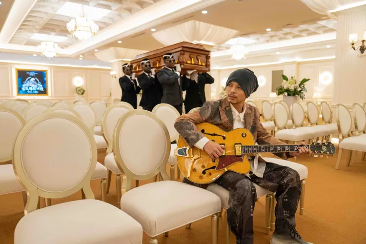 黃明志辦生前告別式，拋出生命課題。亞洲通文創提供