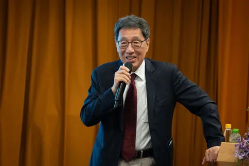 大學怎麼辦?前香港城大校長認應「政教分離」 不從民粹隨波逐流